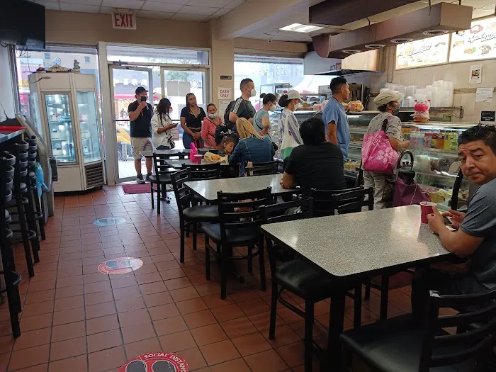 Latin Bakery Picture 4