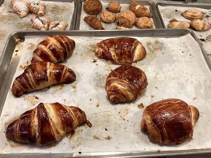 Leli’s bakery Picture 9