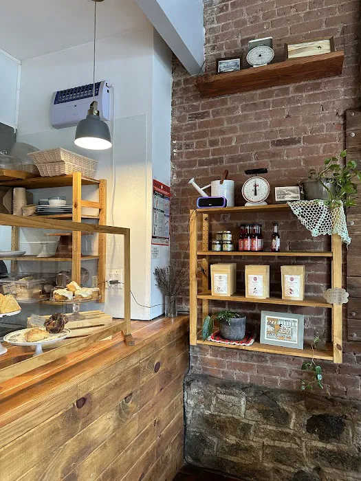 Bench Flour Bakers Picture 7