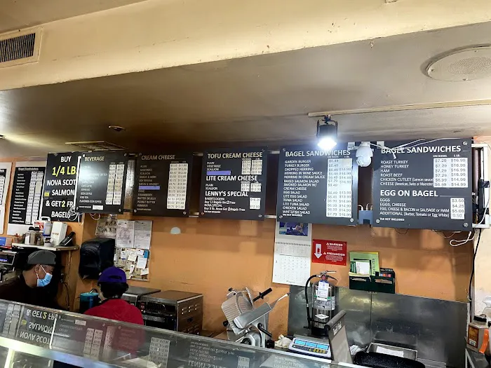 Lenny's Bagels Picture 8