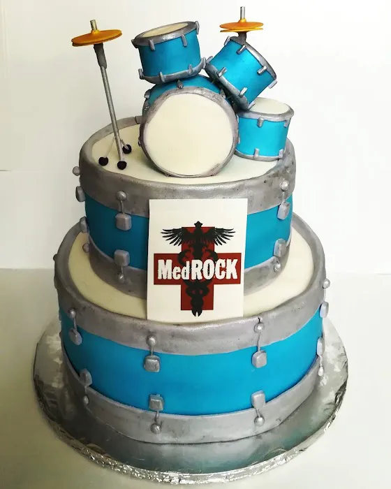 Snooky's Custom Cakes Picture 4