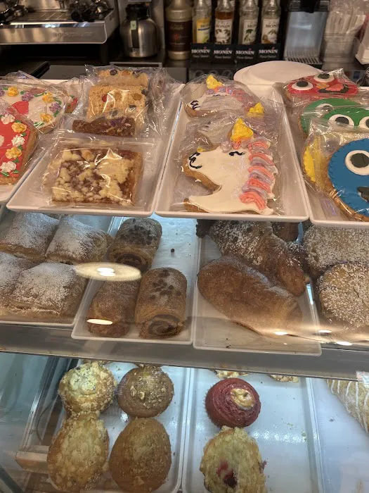 Good Eats BakeShop Picture 1
