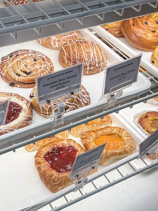 La Tropezienne Bakery Picture 7