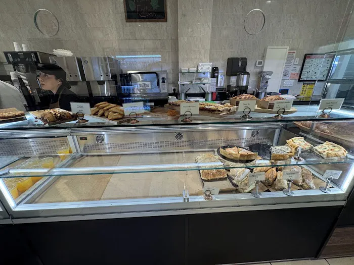 Cannelle Patisserie Picture 5