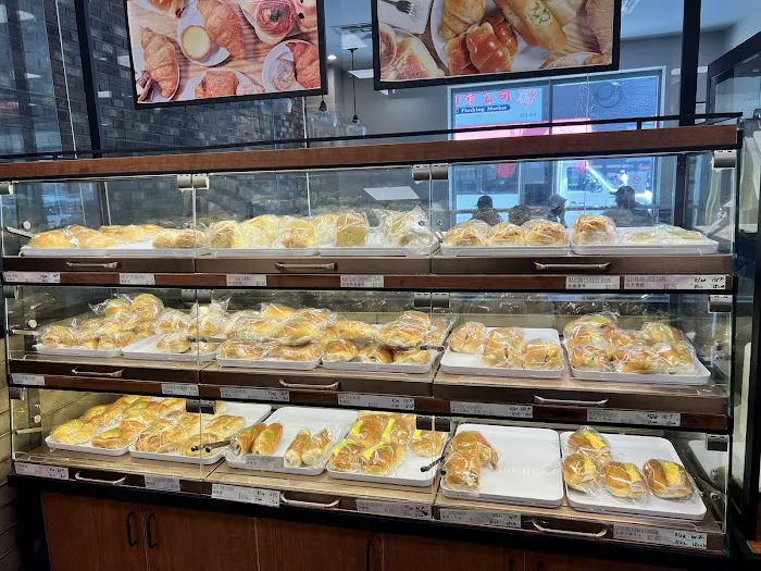 Fay Da Bakery Picture 4