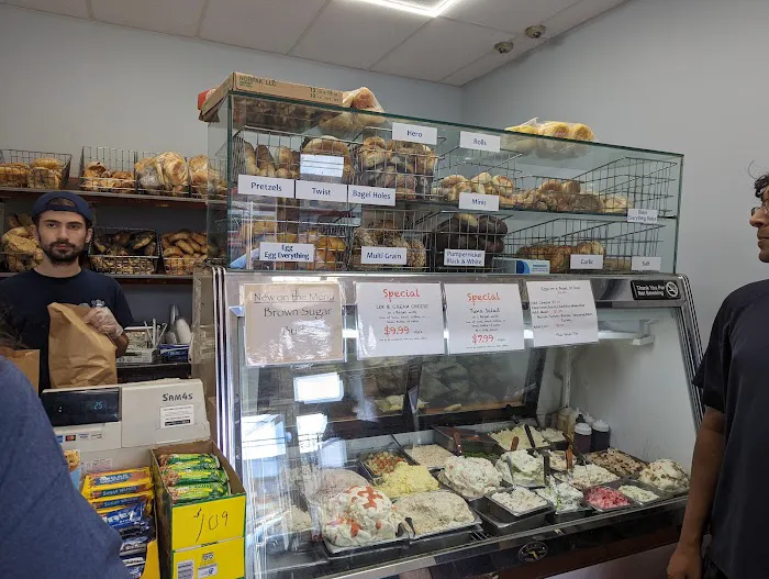 Bagel Shoppe Picture 7