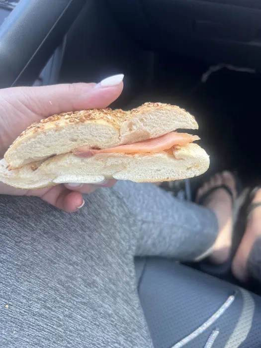 Peter's Hot Bagels Picture 7