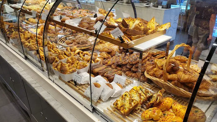 Paris Baguette Picture 2