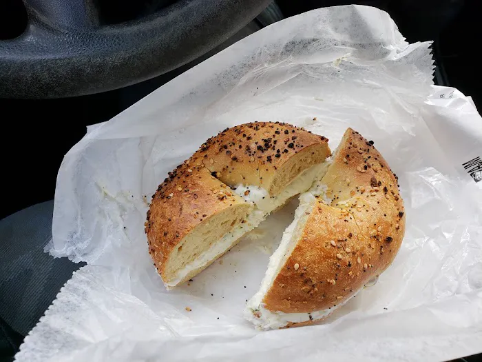 Bagel Club Picture 3