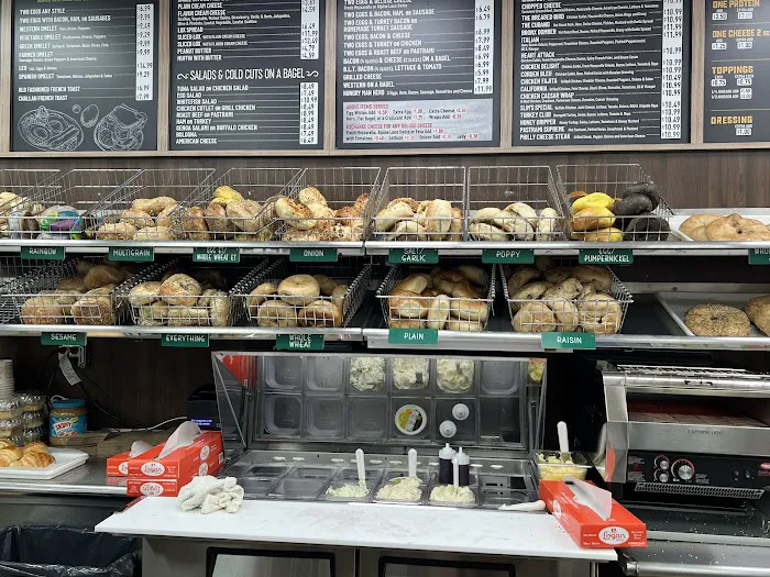 Bayside Bagels and Deli Picture 3