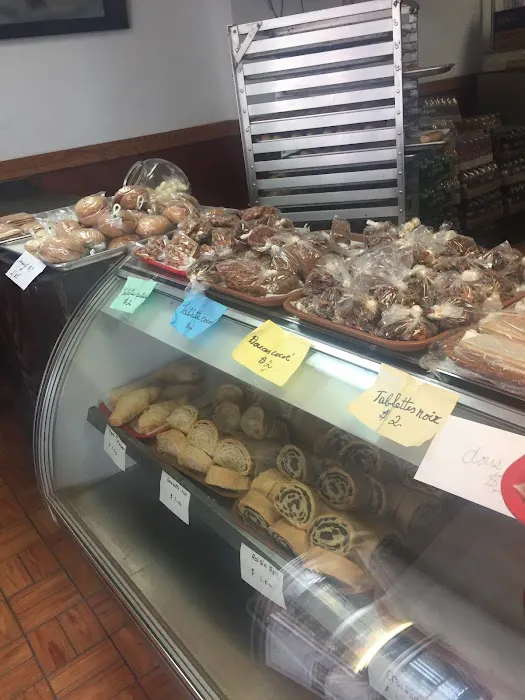Le Bon Pate Bakery Halal Inc. Picture 7