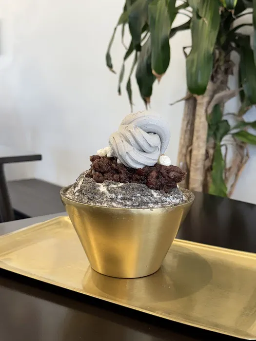 Cafe W & Bakery / Dessert Picture 2