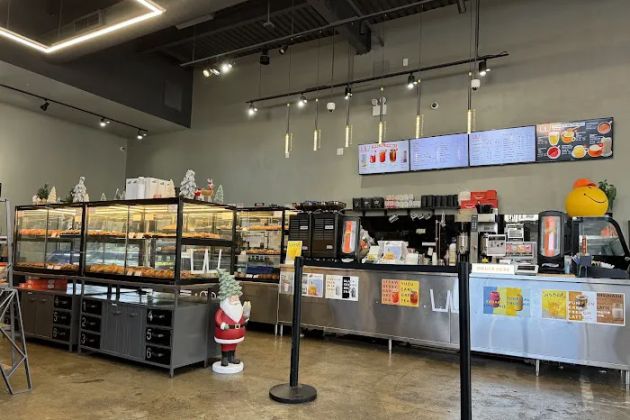 Cafe W & Bakery / Dessert