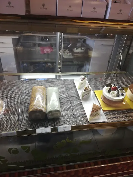 Bakery De Paris Inc Picture 9