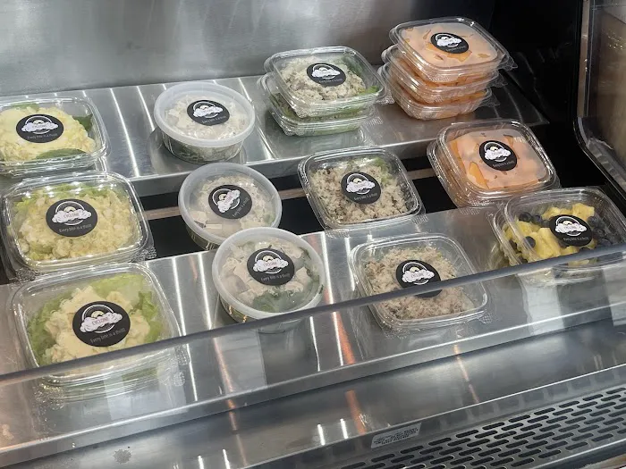 Cyclone Bagels Picture 6