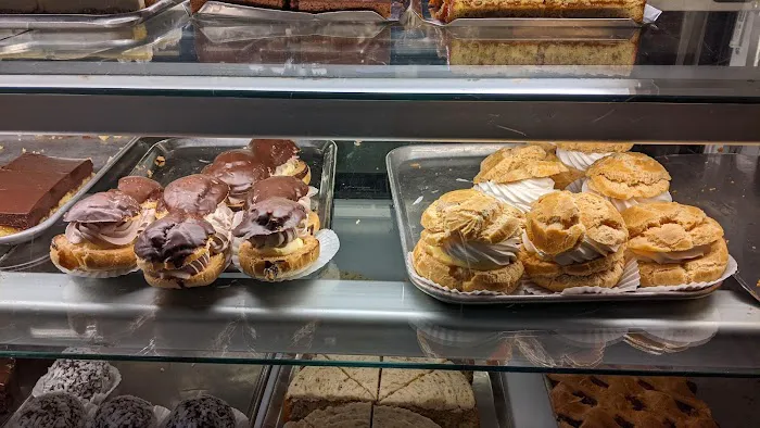 The Hungarian Pastry Shop Picture 3