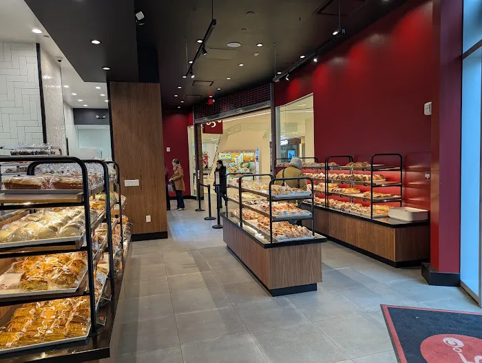 85°C Bakery Cafe - Flushing Picture 10
