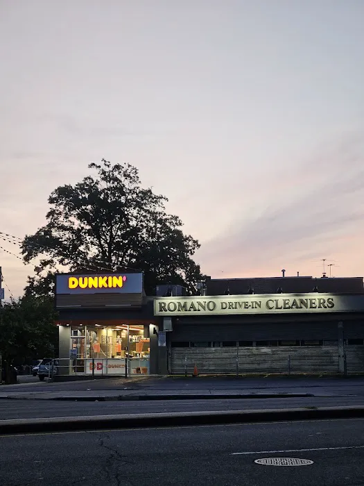 ATM Dunkin Donuts - 2605 Francis Lewis Picture 4