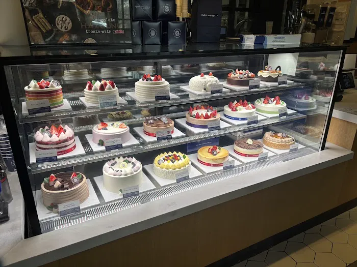 Paris Baguette Picture 6