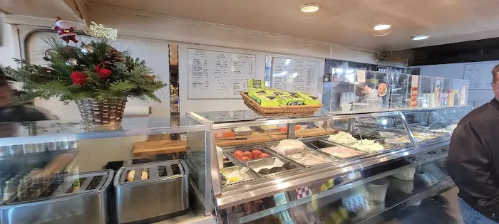 Astoria Bagel Shop Picture 7
