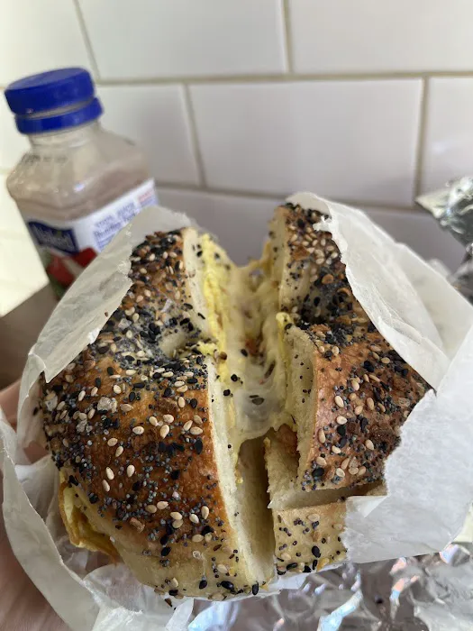 BO's Bagels Picture 10