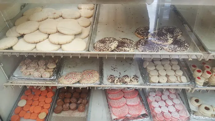 Bermudez Bakery Picture 5