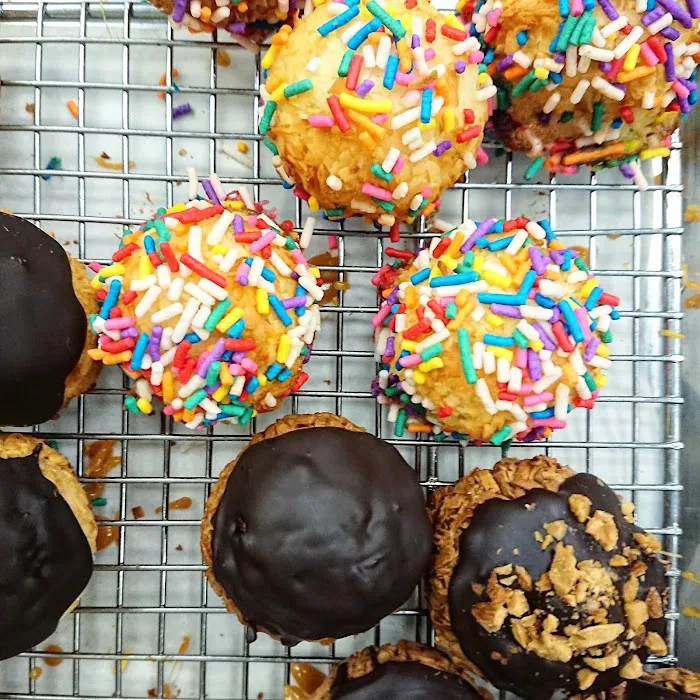 Danny Macaroons Picture 2