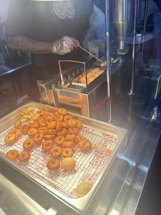 GO DONUTS Picture 6