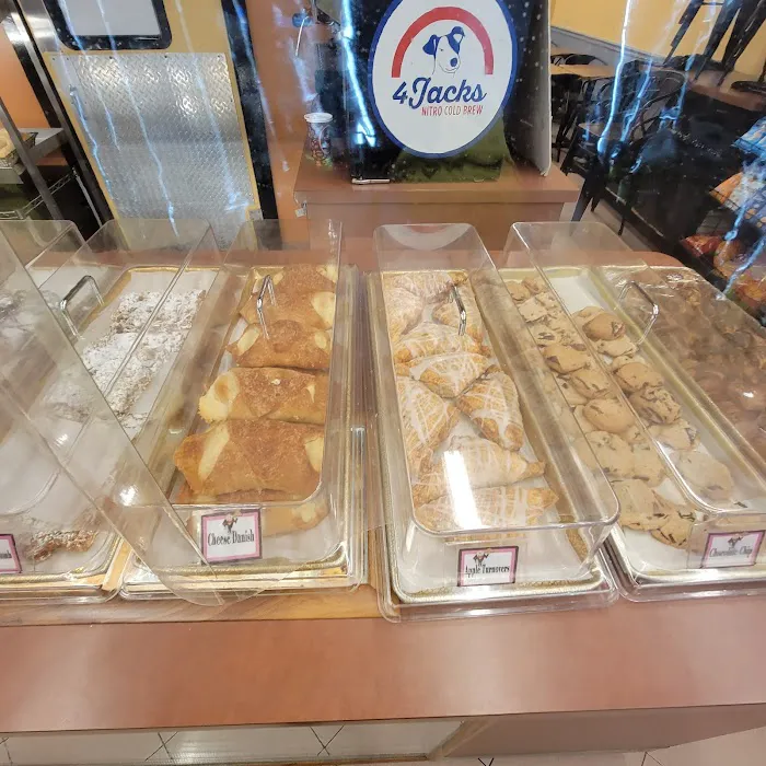 Bagel Club Picture 7