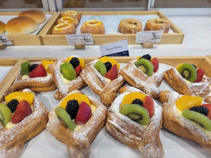 Paris Baguette Picture 2