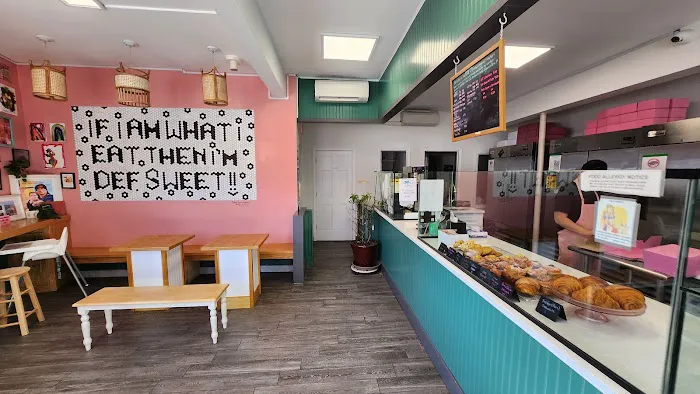 Fern & Aurora Dessert Shop Picture 2