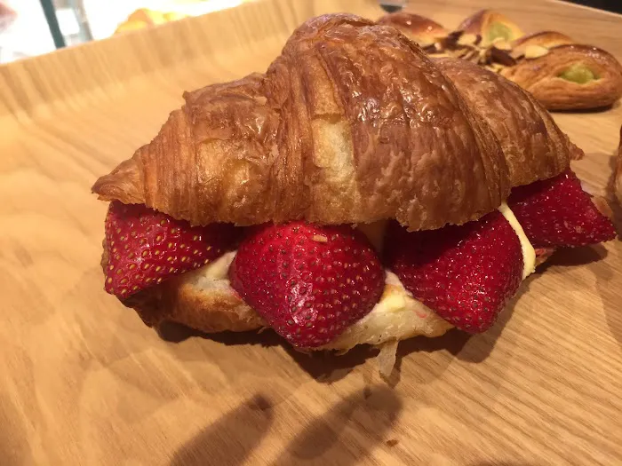 Paris Baguette Picture 1