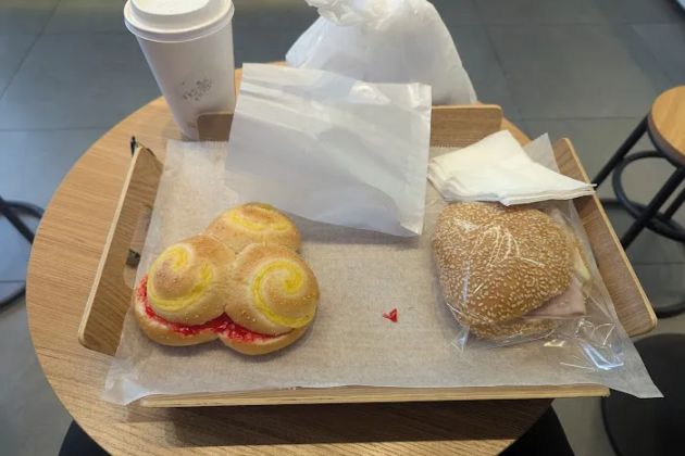 Chateraise & Donuts