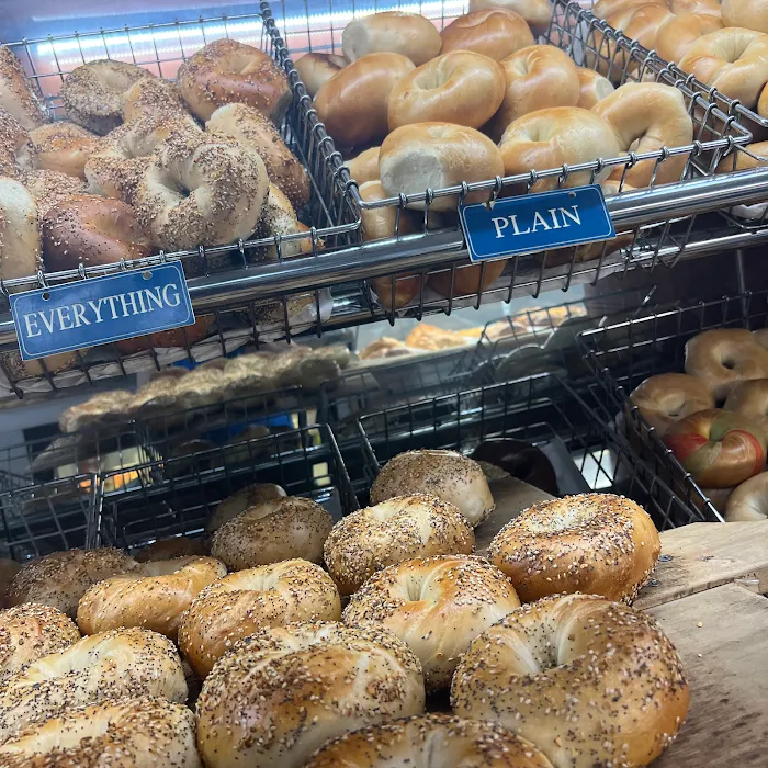 Super Bagel Cafe Picture 3