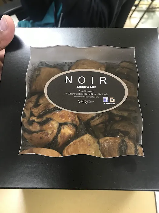 NOIR Bakery & Cafe Picture 9