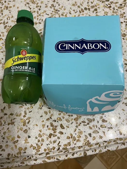 Cinnabon Picture 7