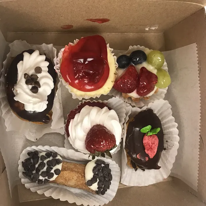 Italian American Bakery Picture 3