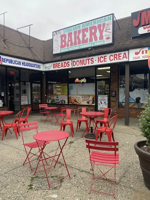 Italian American Bakery Picture 1