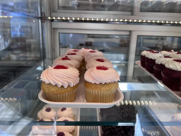 Little Sugar Shop Picture 1