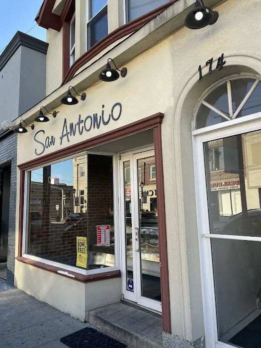 San Antonio Bakery & Restaurant Picture 7
