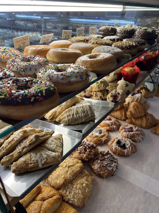 The Sweet Life Bake Shop Picture 5