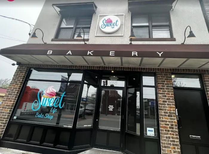 The Sweet Life Bake Shop Picture 2