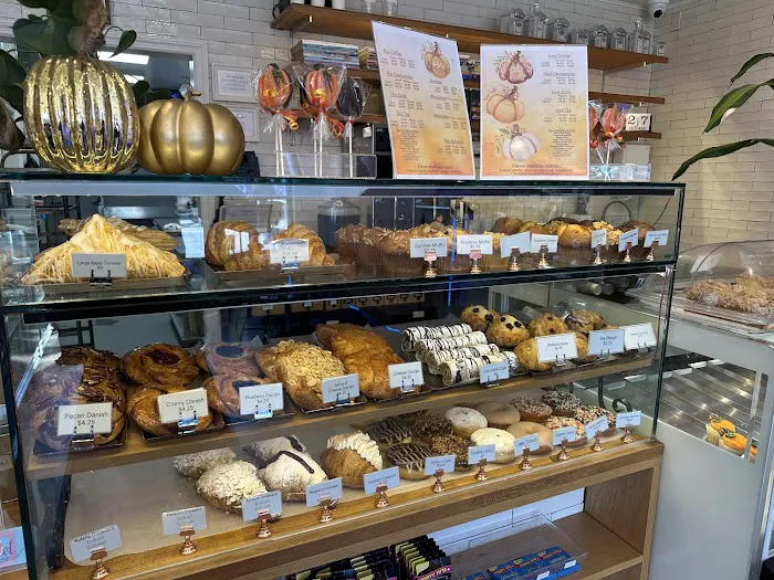 The Sweet Life Bake Shop Picture 6