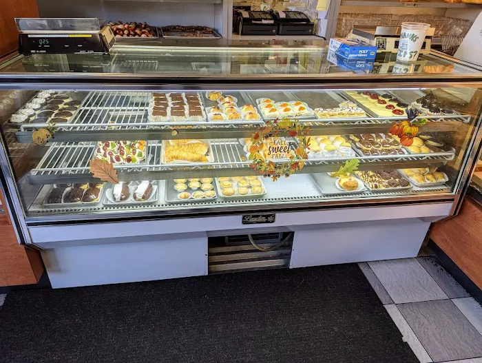 La Bella Bakery Picture 2