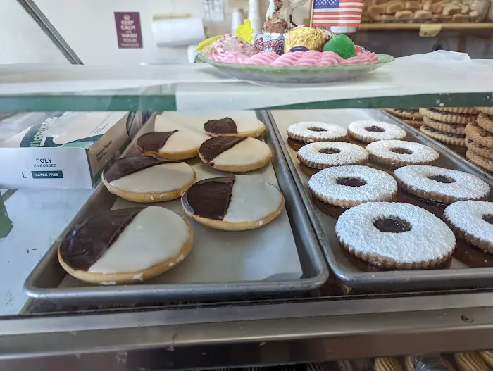 Monreale Bakery Picture 4