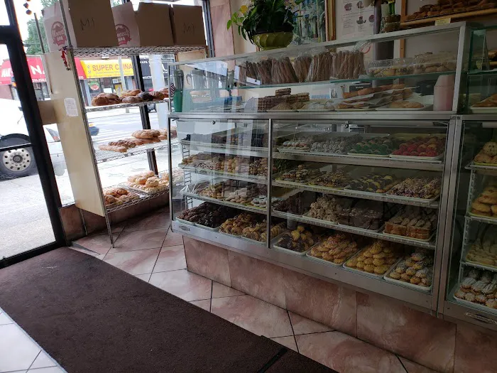 Monreale Bakery Picture 9