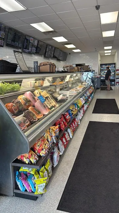 Bagel Lab Bakery & Deli Picture 10