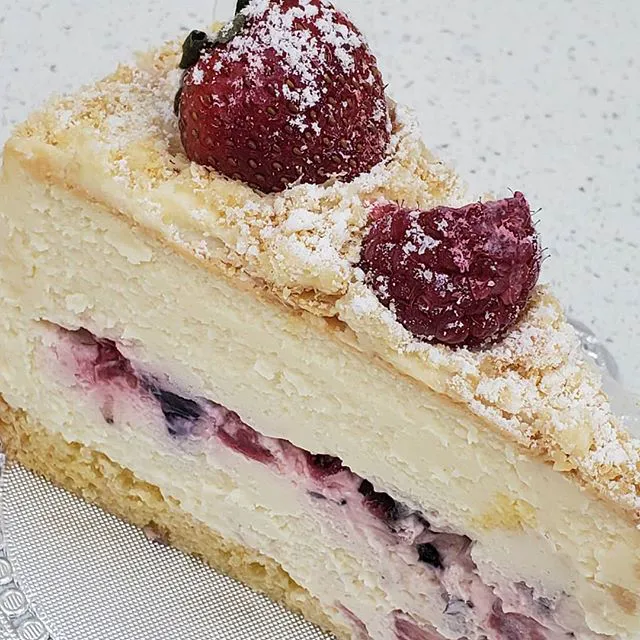 Lucy By Marina Bakery Picture 9