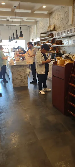 Patis Bakery Picture 5