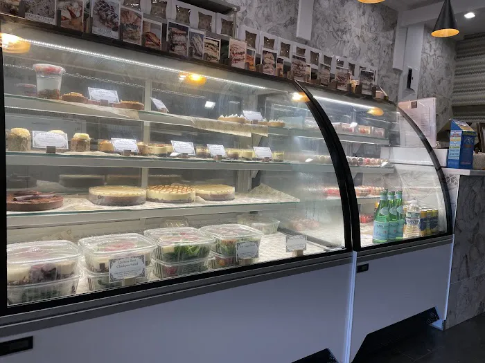 Patis Bakery Picture 10